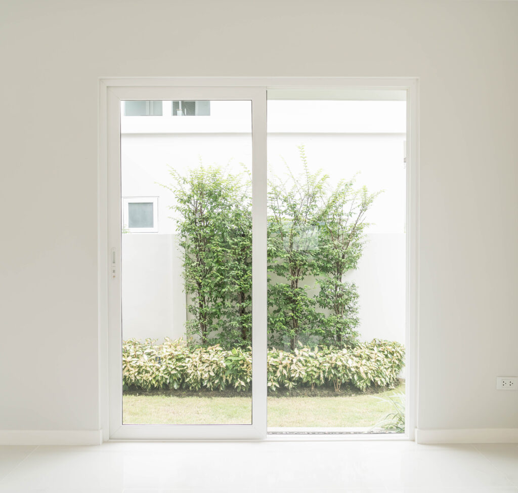 empty door living room interior